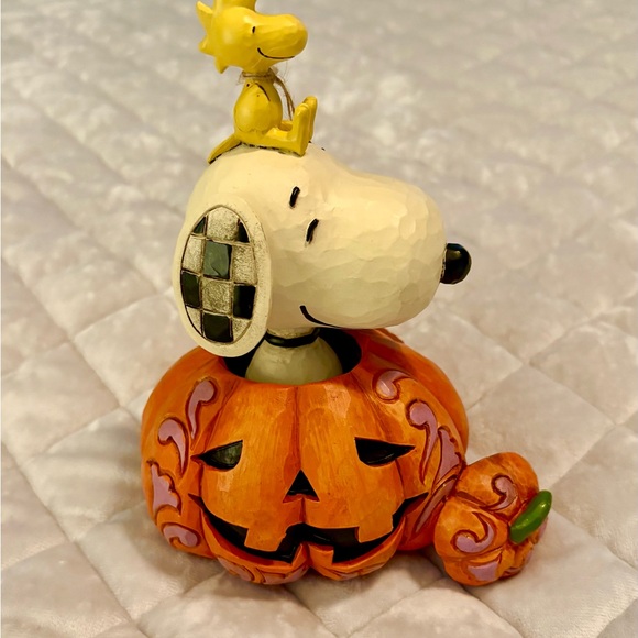 Jim Shore Snoopy & Woodstock in a pumpkin - Picture 1 of 2